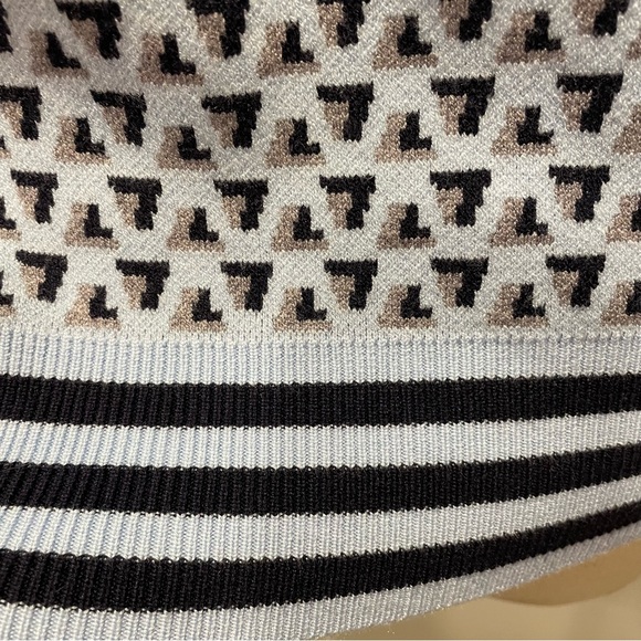 NWT Maple button down v neck cardigan size S - Picture 4 of 6